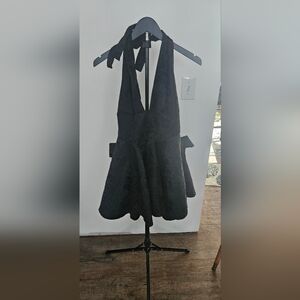 Elegant Black Sleeveless Dress